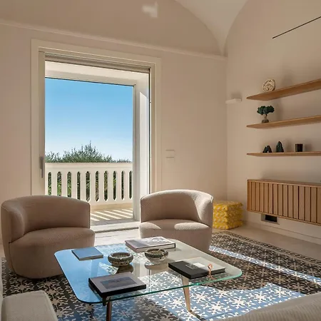 Certis - Villa *